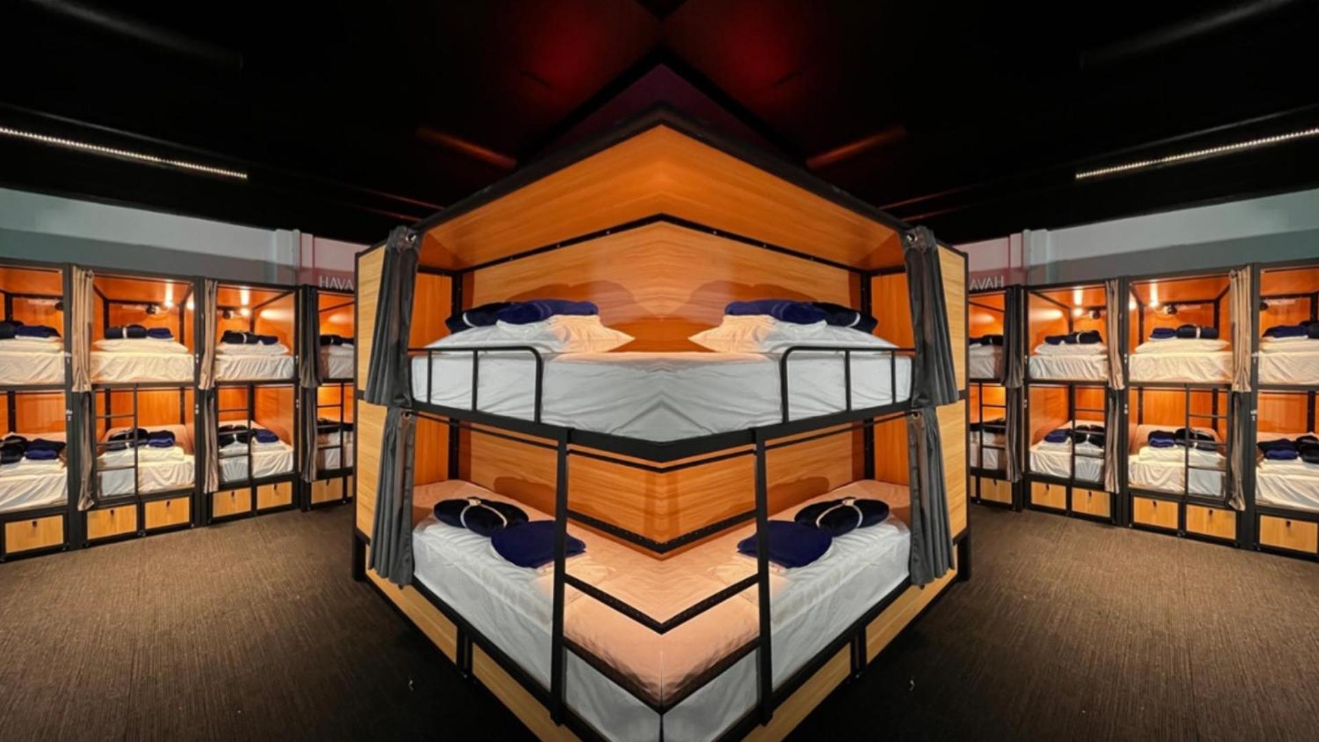 גולד קוסט Capsuleaccom Hostel מראה חיצוני תמונה